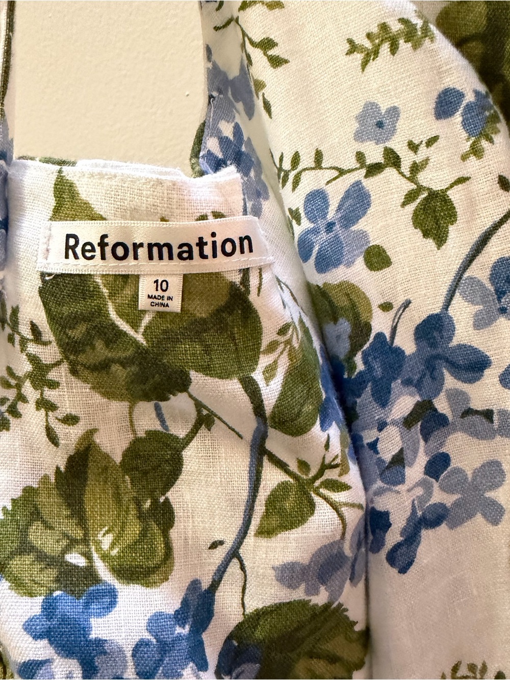 Reformation Tagliatelle Hydrangea print dress - Picture 7 of 13